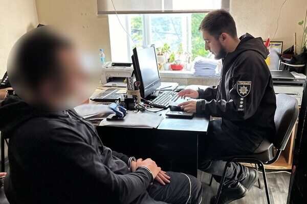 В Одессе молодой человек застрелил мужчину из-за замечания касательно громкой музыки В Одессе молодой человек застрелил мужчину из-за замечания касательно громкой музыки