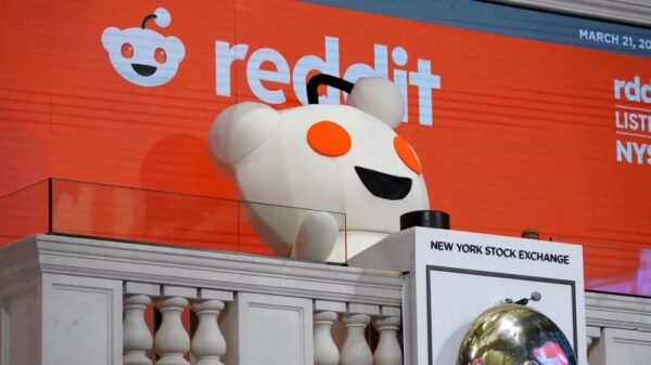 Акции Reddit подскочили после сделки с OpenAI ChatGPT Акции Reddit подскочили после сделки с OpenAI ChatGPT