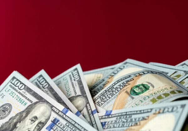 Курс валют в Украине 6 июня 2024 года: сколько стоит доллар и евро Курс валют в Украине 6 июня 2024 года: сколько стоит доллар и евро