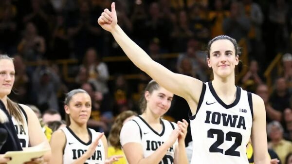 Кейтлин Кларк: новая легенда баскетбола NCAA Кейтлин Кларк: новая легенда баскетбола NCAA