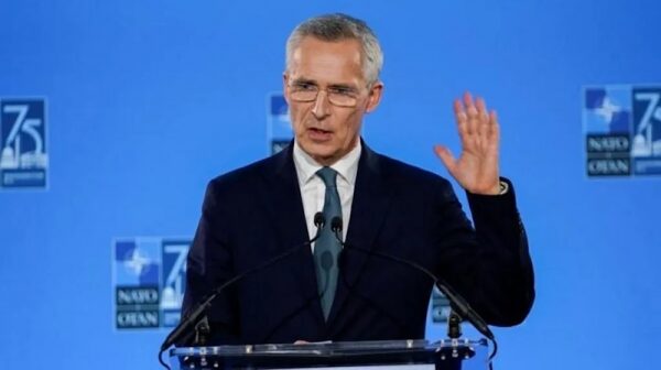 НАТО обещает «необратимый путь» к членству Украины НАТО обещает «необратимый путь» к членству Украины