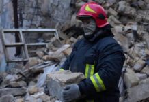 В Одессе обрушился жилой дом: под завалами оказалась женщина