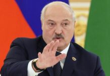 «Давайте закінчимо цю бійку»: лукашенко хоче всіх посадити за стіл переговорів