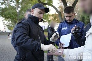 В Одессе глава общественной организации требовал деньги за непригодность к военной службе В Одессе глава общественной организации требовал деньги за непригодность к военной службе