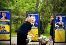 Без слез нельзя смотреть: на Аллее Героев в Одессе добавили еще 64 имени