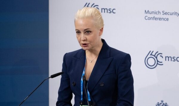 Юлия Навальная объявила о планах баллотироваться в президенты России Юлия Навальная объявила о планах баллотироваться в президенты России