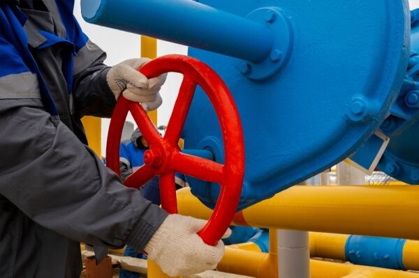 Украина прекращает транзит российского газа в Европу Украина прекращает транзит российского газа в Европу