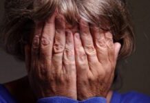Избиение матери погибшего воина в Одессе: инцидент прокомментировали в полиции