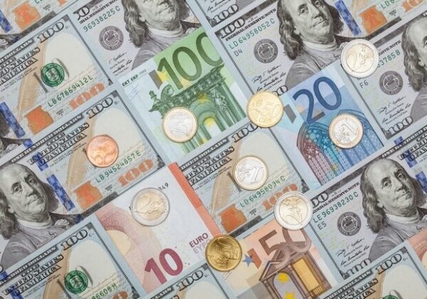 Курс валют в Украине 18 мая 2025 года: сколько стоит доллар и евро Курс валют в Украине 18 мая 2025 года: сколько стоит доллар и евро