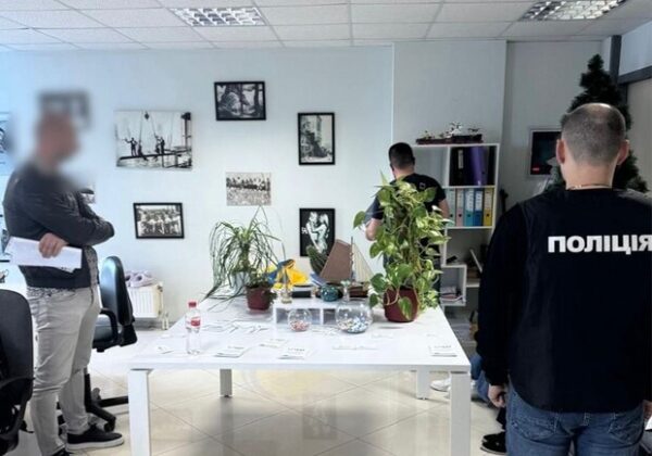 Паспорт моряка за взятку: в Одессе разоблачили коррупционную схему Паспорт моряка за взятку: в Одессе разоблачили коррупционную схему