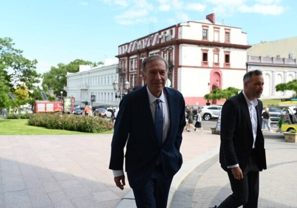 Одессу посетил экс-госсекретарь США: подробности визита Одессу посетил экс-госсекретарь США: подробности визита
