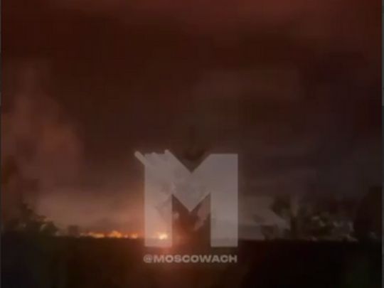 Неспокійна ніч у росії: українські дрони долетіли до москви (відео)