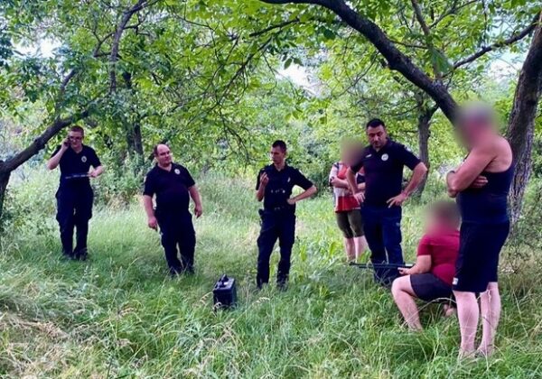 В Одесской области 10-летний мальчик выстрелил в друга из винтовки В Одесской области 10-летний мальчик выстрелил в друга из винтовки