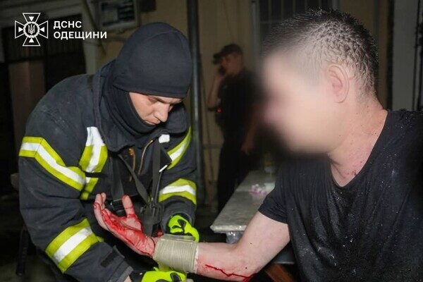 В Приморском районе Одессы горела квартира: пострадал мужчина В Приморском районе Одессы горела квартира: пострадал мужчина