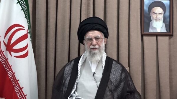 Али Хаменеи заявил, что США преувеличили свои успехи Али Хаменеи заявил, что США преувеличили свои успехи