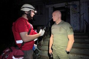 Массированный дроновый удар по Одессе: пылает жилая многоэтажка (обновлено) Массированный дроновый удар по Одессе: пылает жилая многоэтажка (обновлено)