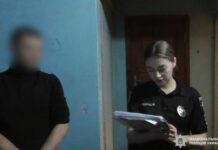 В Одесской области мужчина до смерти избил знакомого и несколько дней прятал тело в квартире.