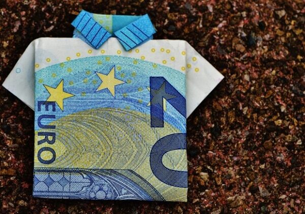 Курс валют в Украине 27 июля 2025 года: сколько стоит доллар и евро Курс валют в Украине 27 июля 2025 года: сколько стоит доллар и евро