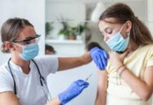В Украине с 2026 года будут бесплатно вакцинировать девушек 12-13 лет от ВПЧ