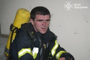 В Одесском районе горел ЖМ "Радужный": эвакуировали людей и спасали собак В Одесском районе горел ЖМ "Радужный": эвакуировали людей и спасали собак