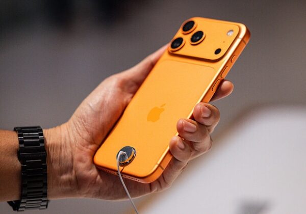 В Украине стартовали продажи iPhone 17: какие цены В Украине стартовали продажи iPhone 17: какие цены