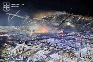Ночная атака БпЛА на Одесчину: под ударом оказалось фермерское хозяйство (обновлено) Ночная атака БпЛА на Одесчину: под ударом оказалось фермерское хозяйство (обновлено)