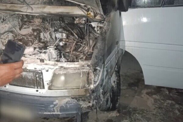В Одессе молодой человек поджег четыре автомобиля: подробности преступления В Одессе молодой человек поджег четыре автомобиля: подробности преступления