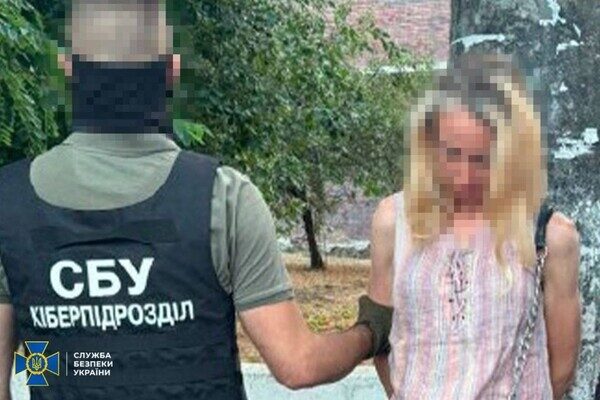 Готовила обстрелы и сотрудничала с ГРУ: в Одессе задержали экс-военную Готовила обстрелы и сотрудничала с ГРУ: в Одессе задержали экс-военную