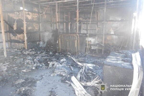 Уничтоженные киоски и дома базы отдыха: в Одесской области задержали поджигателя