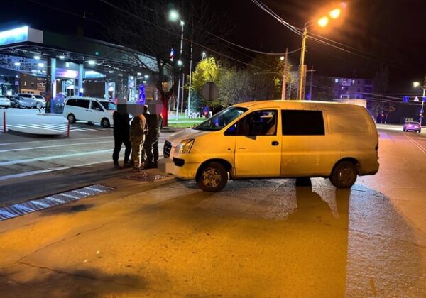 В Одессе полицейский разбил автомобиль ТЦК: подробности конфликта В Одессе полицейский разбил автомобиль ТЦК: подробности конфликта