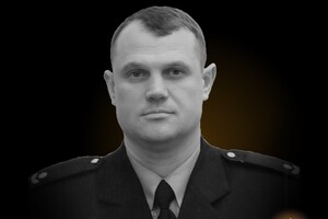 Погиб на востоке Украины: в Одессе простились с полицейским Николаем Яковецким Погиб на востоке Украины: в Одессе простились с полицейским Николаем Яковецким