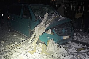 РФ нанесла удар по многоэтажке в Одесском районе: пострадал мужчина РФ нанесла удар по многоэтажке в Одесском районе: пострадал мужчина