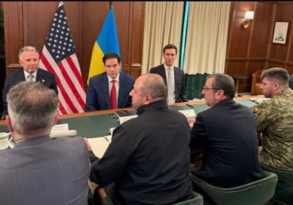 В Абу-Даби завершились трехсторонние переговоры Украины, США и РФ по завершению войны В Абу-Даби завершились трехсторонние переговоры Украины, США и РФ по завершению войны