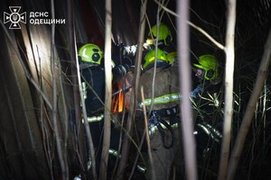 В Одесском районе горел склад: огонь охватил большую площадь В Одесском районе горел склад: огонь охватил большую площадь