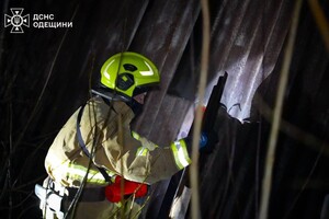 В Одесском районе горел склад: огонь охватил большую площадь В Одесском районе горел склад: огонь охватил большую площадь