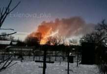 Вночі українські безпілотники атакували нафтосховища у росії (відео)