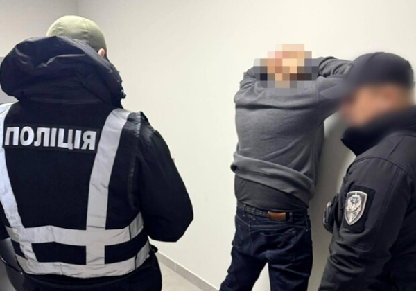 Наживался на оформлении грузов: в Одесской области задержали таможенника Наживался на оформлении грузов: в Одесской области задержали таможенника