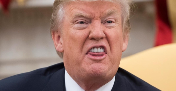 Трамп вводит новый тариф в ответ на решение Верховного суда Трамп вводит новый тариф в ответ на решение Верховного суда