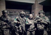 Полицейские Одесчины защищают Донбасс: кадры боевой работы на передовой
