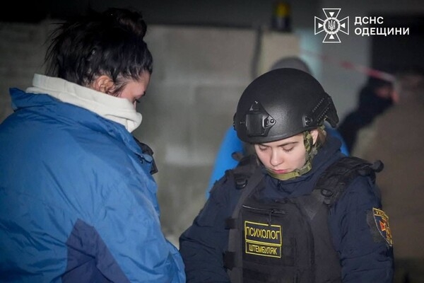 РФ ударила по Одессе ракетами и дронами: есть погибшие и десятки пострадавших (обновлено) РФ ударила по Одессе ракетами и дронами: есть погибшие и десятки пострадавших (обновлено)