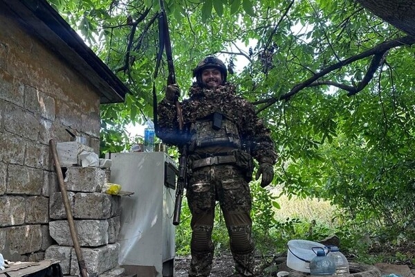 Полицейские Одесчины защищают Донбасс: кадры боевой работы на передовой Полицейские Одесчины защищают Донбасс: кадры боевой работы на передовой