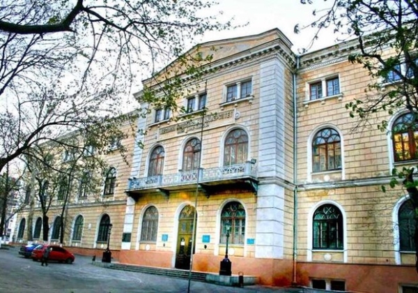 Скандал в одесском вузе: преподаватель попал под проверку из-за высказываний о комике Скандал в одесском вузе: преподаватель попал под проверку из-за высказываний о комике