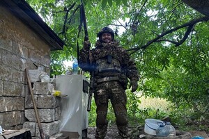 Полицейские Одесчины защищают Донбасс: кадры боевой работы на передовой Полицейские Одесчины защищают Донбасс: кадры боевой работы на передовой