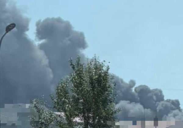 Горят автомобили, пострадали люди: последствия дронового удара по Одесскому району (обновлено) Горят автомобили, пострадали люди: последствия дронового удара по Одесскому району (обновлено)